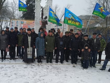 Руководитель епархиального отдела совершил панихиду по павшим воинам