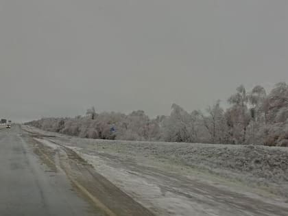 В Саратове снег и ледяной туман