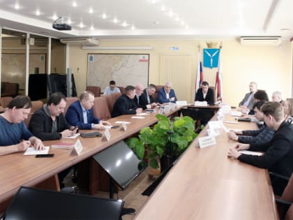 В облдуме обсудили инновационную экономику региона