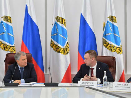 Эксперты объяснили ухудшение позиции саратовского губернатора в «Национальном рейтинге» порциями административных «стимуляций» от Вячеслава Володина