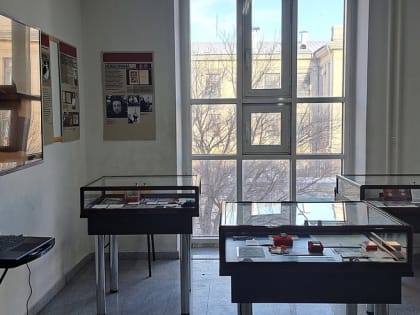 На образовательном салоне рассказали о педагогических династиях