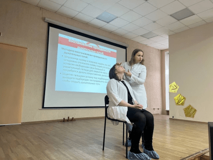 Для учителей Ленинского района провели семинар по оказанию первой медицинской помощи