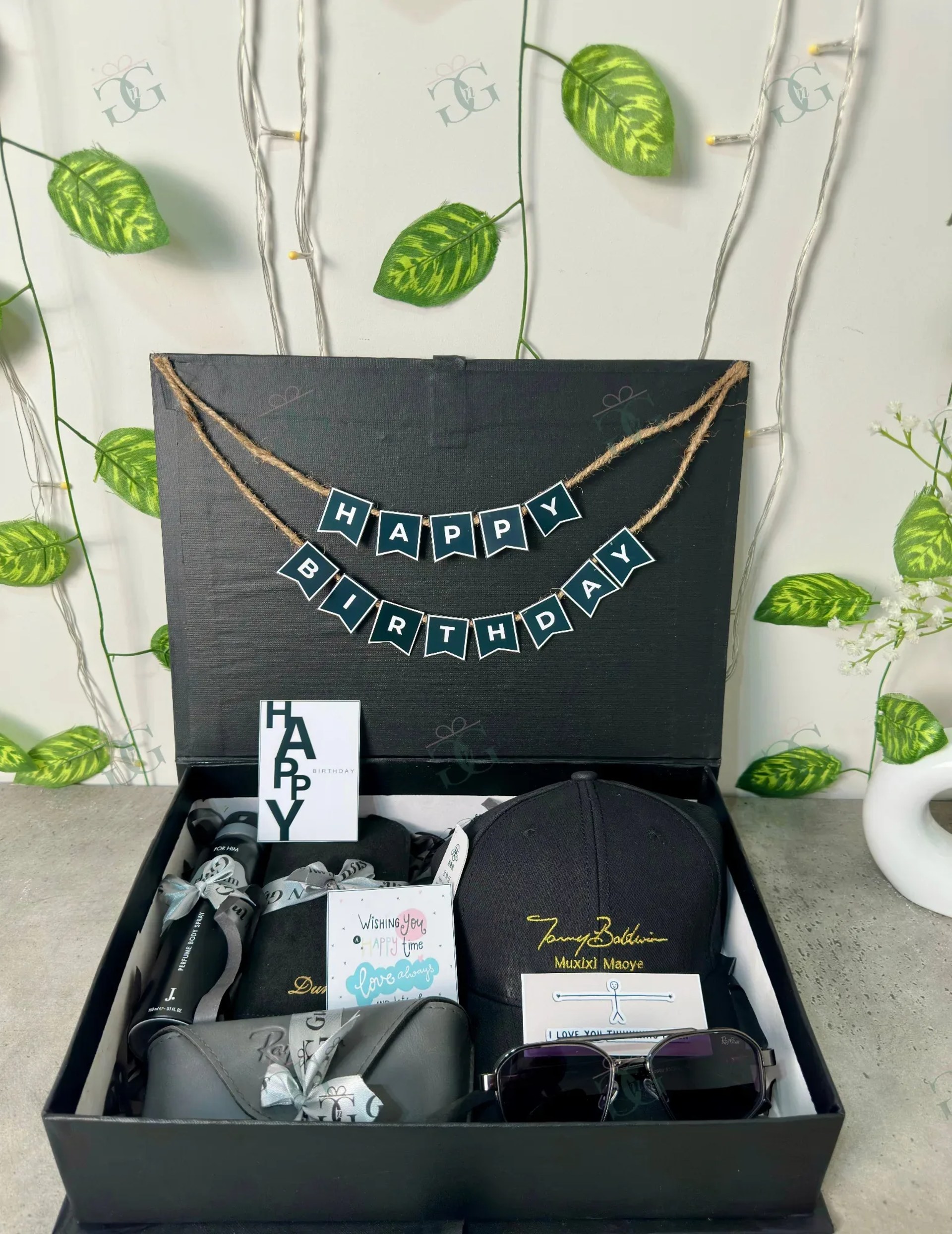 Royal Gentleman Gift Pack For Him
