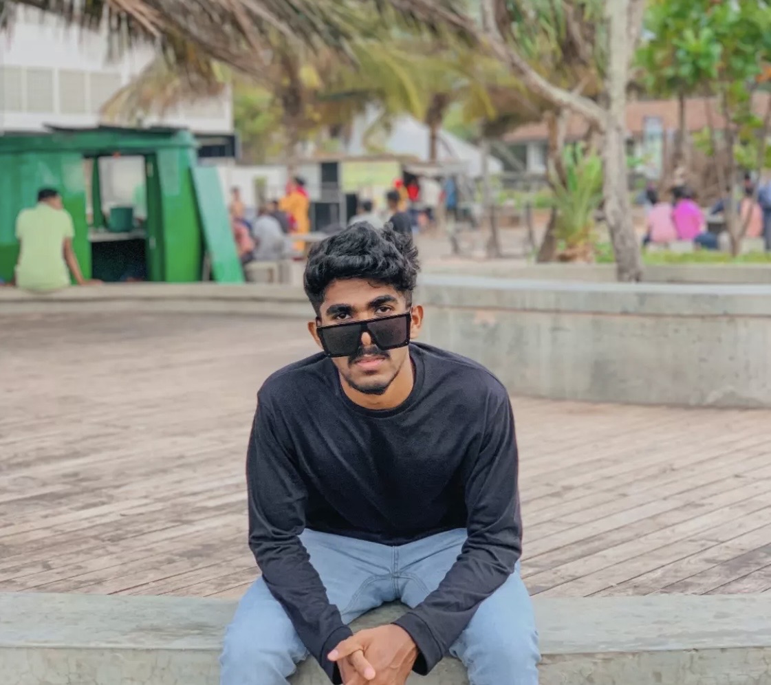 Black Long Sleeve T Shirt