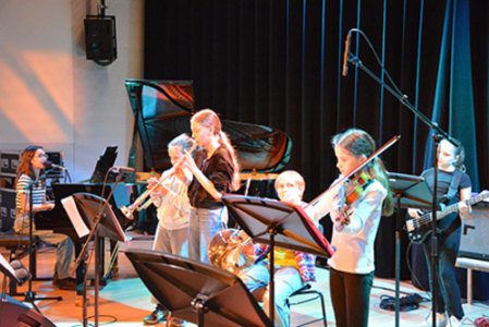 WORKSHOP JAZZ GIRL`S DAY 2026 | KOORDINATION DAGMAR SCHINNERL - 07.03.2026 09:30 at Anton Bruckner Privatuniversität, Alice-Harnoncourt-Platz 1, 4040 Linz, Österreich