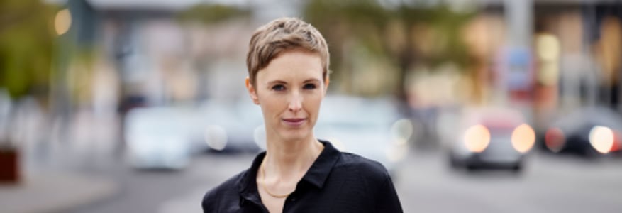 Sonja Pikart: Halb Mensch - Thu, May 07, 2026, 19:00 at OKH Vöcklabruck, Hans Hatschek-Straße 24, 4840 Vöcklabruck, Österreich