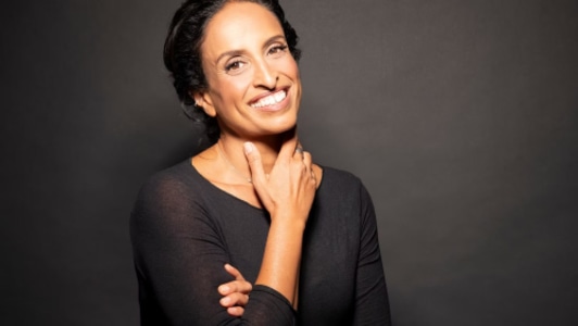 NOA: THE GIVER AND THE SEE – ISRAELISCHE LIEDER // FERNWEH: ISRAEL – USA - Thu, Jul 02, 2026, 20:30 at Treibhaus, Angerzellgasse 8 Am Volksgarten, 6020 Innsbruck, Österreich