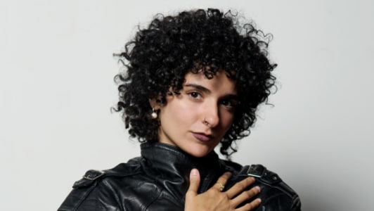 RASHA NAHAS – STIMME AUS HAIFA // FERNWEH: PALÄSTINA - Do., 09.07.2026, 20:30 at Treibhaus, Angerzellgasse 8 Am Volksgarten, 6020 Innsbruck, Österreich