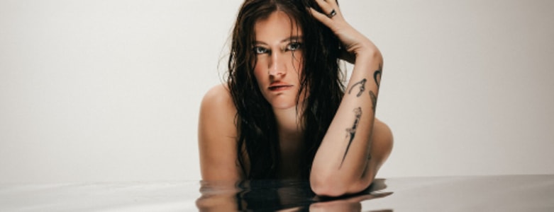 MADELINE JUNO - 03.12.2025 20:00 at WUK Wien, Währinger Straße 59, 1090 Wien, Österreich