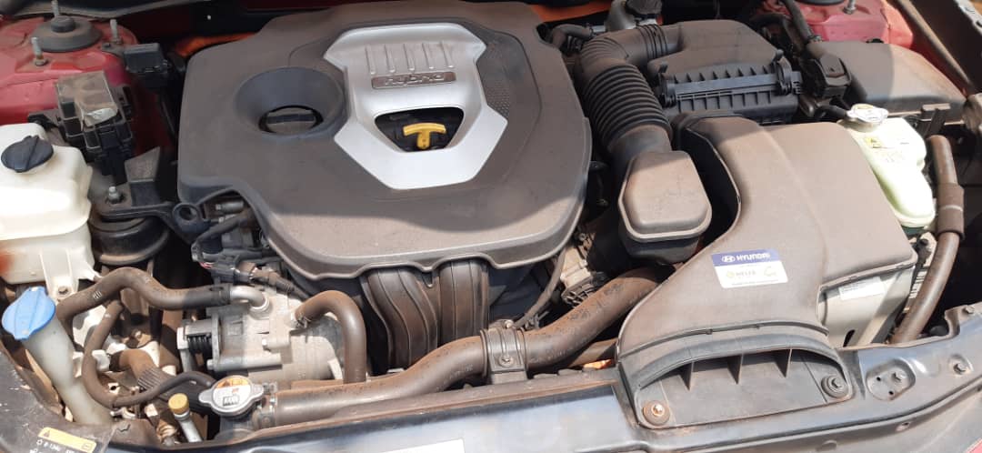 Hyundai Sonata - Image 3