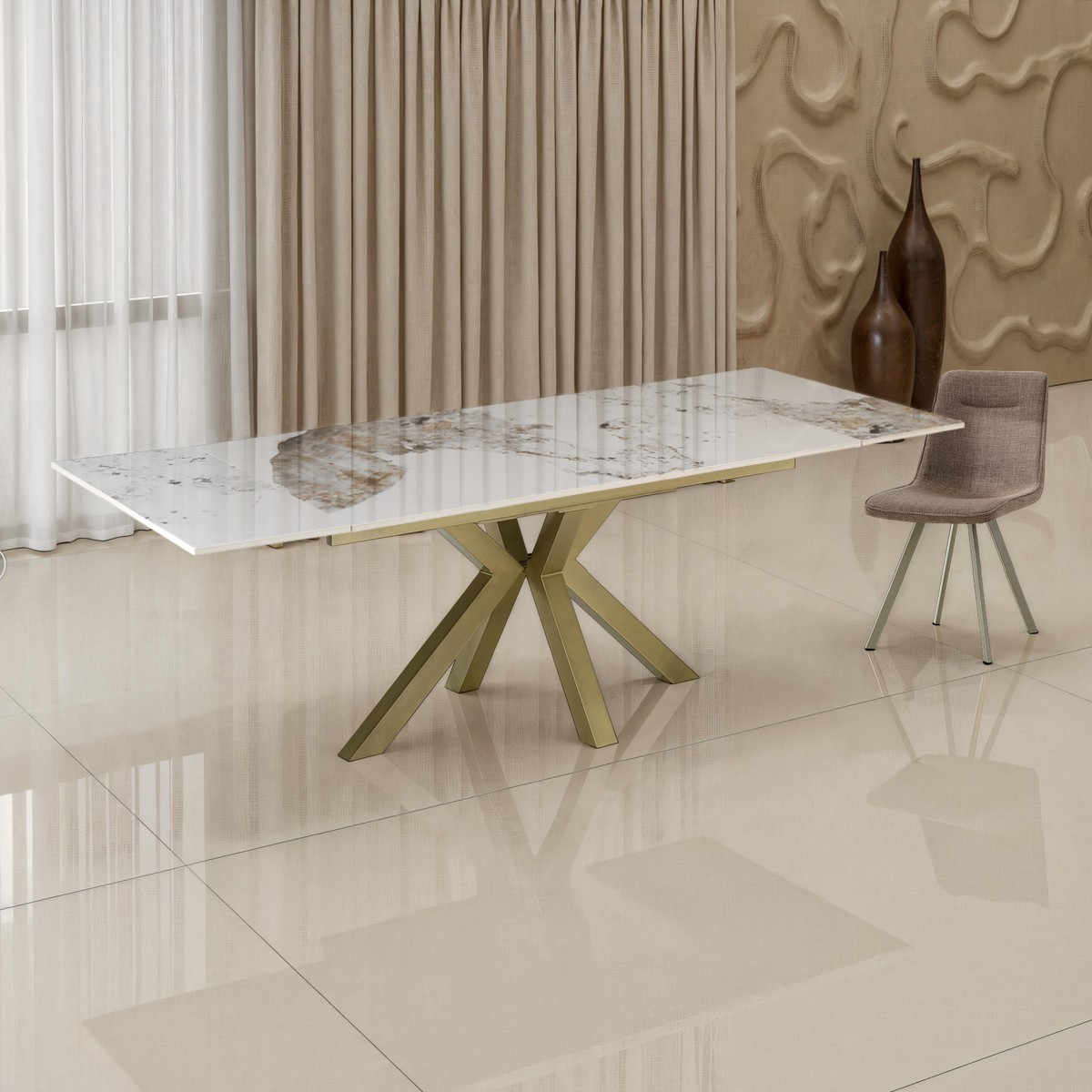 Table extensible TYCHI ONICE GOLD métal or champagne mat plateau en céramique finition marbre onyx brillant, 160-200-240 x 91 cm