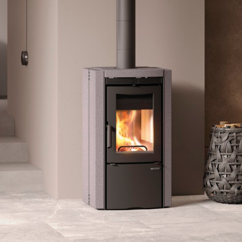 Poêle à bois Ester 5.0 Pierre Vulcan · 8 Kw