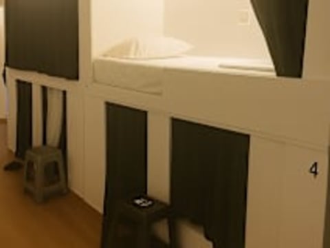 Cozy Nook — social hostel in Valencia, Spain