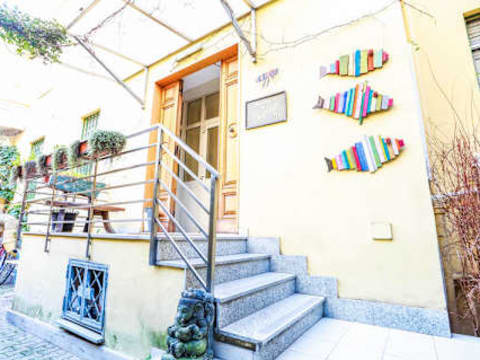 The Beehive — social hostel in Rome, Italy