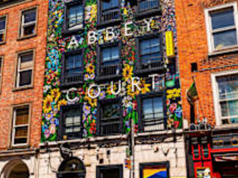 Abbey Court — social hostel in Dublin, Ireland