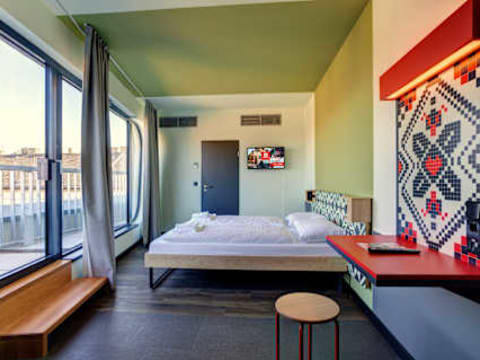 MEININGER Budapest Great Market Hall — social hostel in Budapest, Hungary