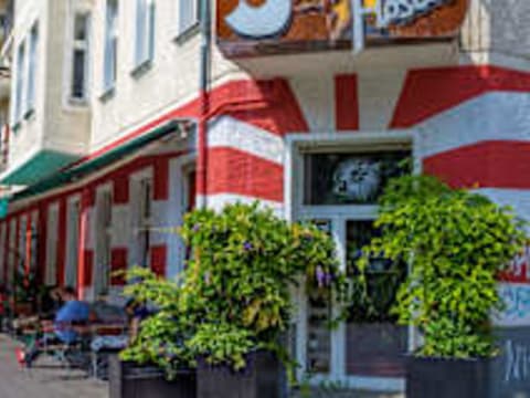 Sunflower Hostel — social hostel in Berlin, Germany