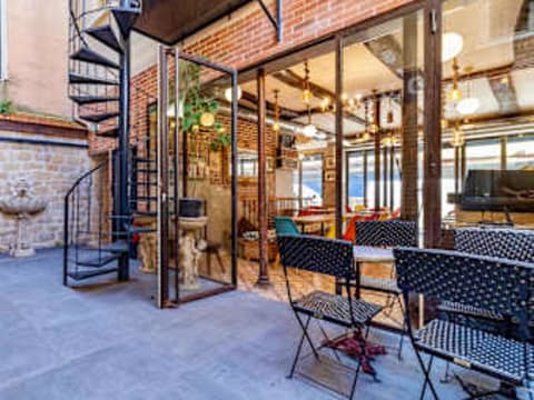 Fraternity-Hostel — social hostel in Paris, France