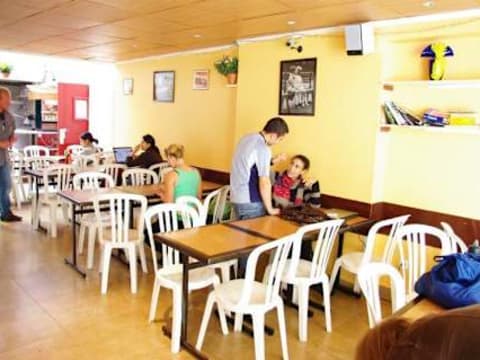 Auberge Internationale des Jeunes — social hostel in Paris, France