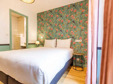 Vintage Paris Gare du Nord — social hostel in Paris, France