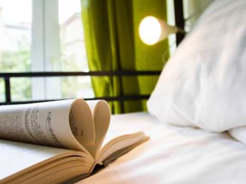 Hostel Mandarinka — social hostel in Prague, Czech Republic