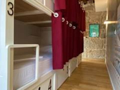 The Central House Porto Ribeira — social hostel in Porto, Portugal