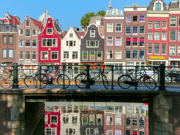 Best social hostels in Amsterdam, Netherlands