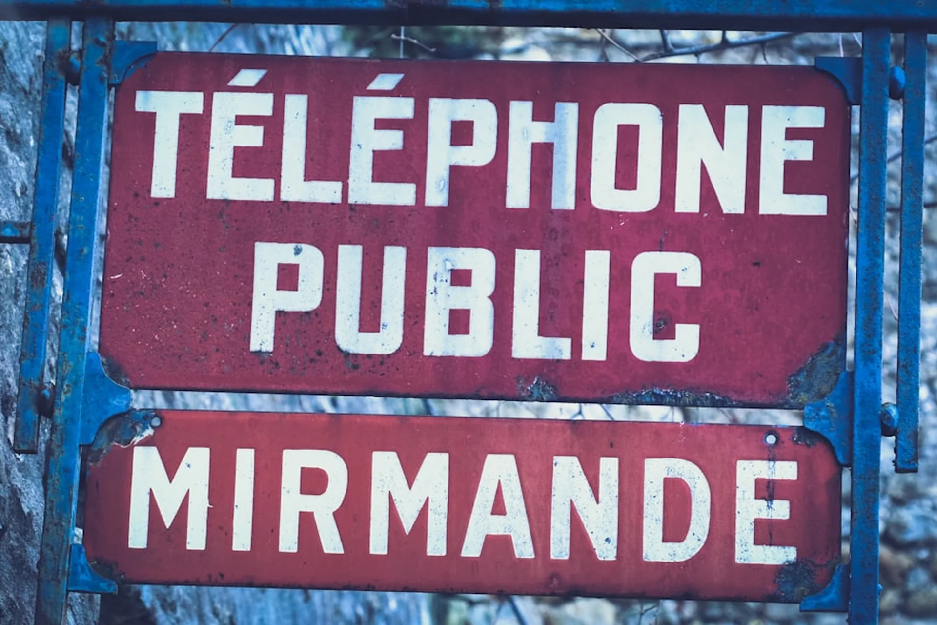 Interdire les téléphones à l'école, ce n'est pas éduquer