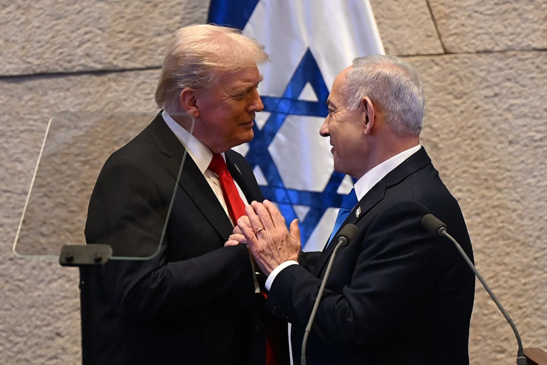 Le fossé infranchissable : un accord avec l'Iran sonnerait le glas des relations Trump-Bibi