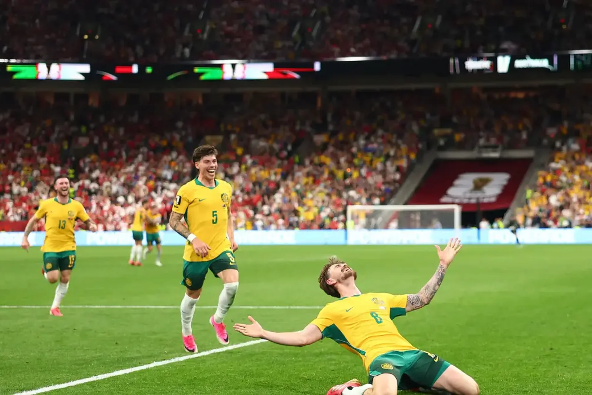 La Coupe du monde des surprises : l'Australie stupéfie la Turquie (2-0)