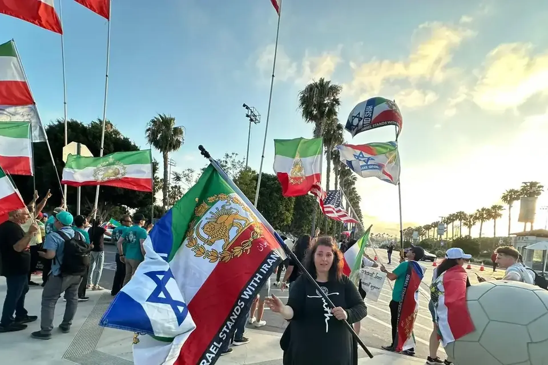 Les aventures de l'équipe nationale iranienne à Los Angeles : le correspondant de Walla Sport rapporte
