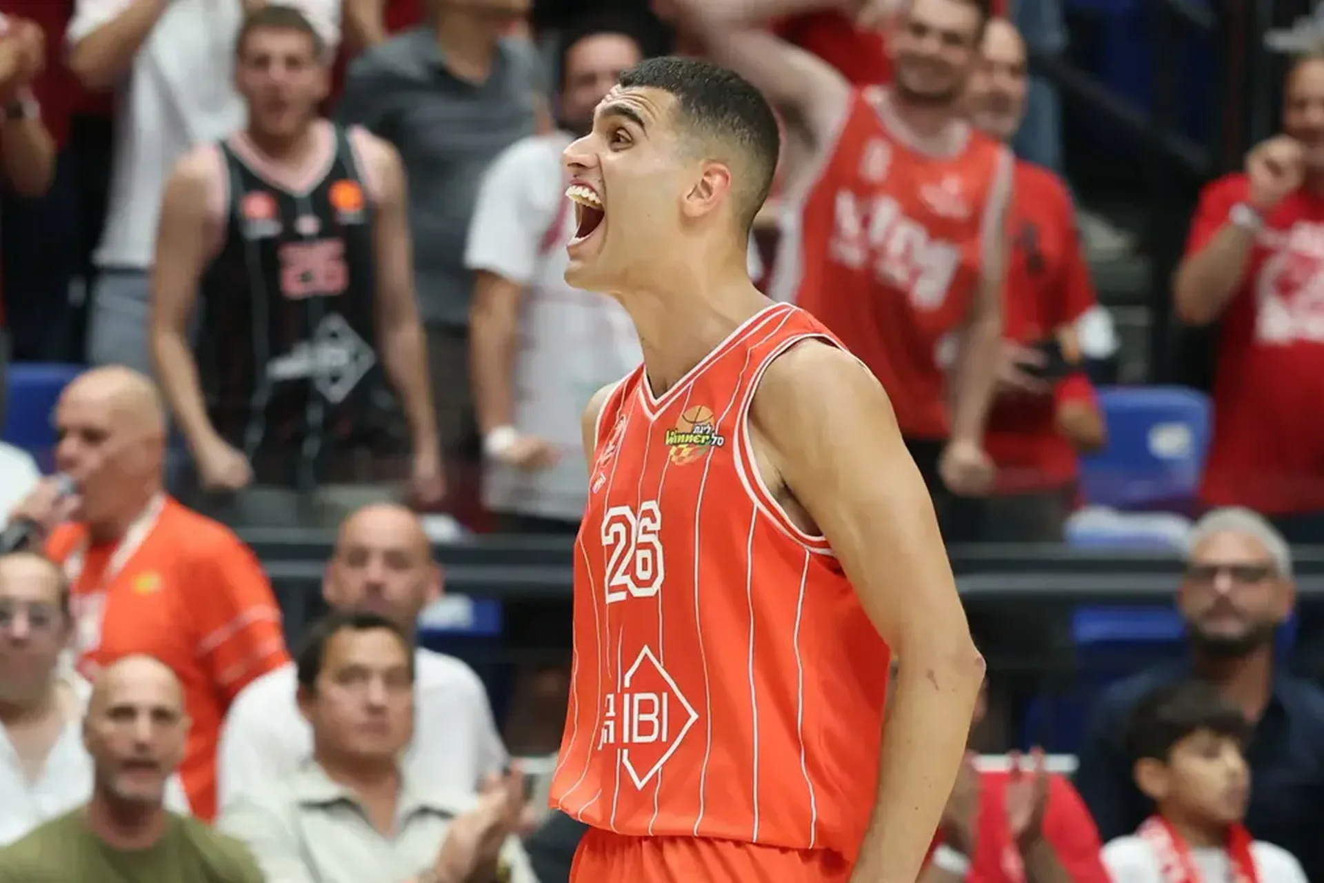 Un contrat en or va-t-il retenir Yam Madar à l'Hapoel Tel-Aviv ? L'histoire complète