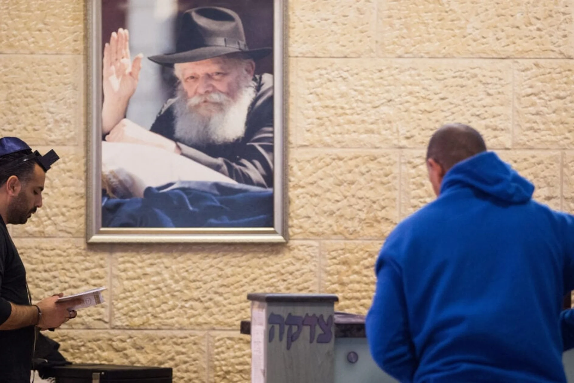 "Mais il n'est pas mort ?" : la réponse sur le Rabbi qui m'accompagne partout