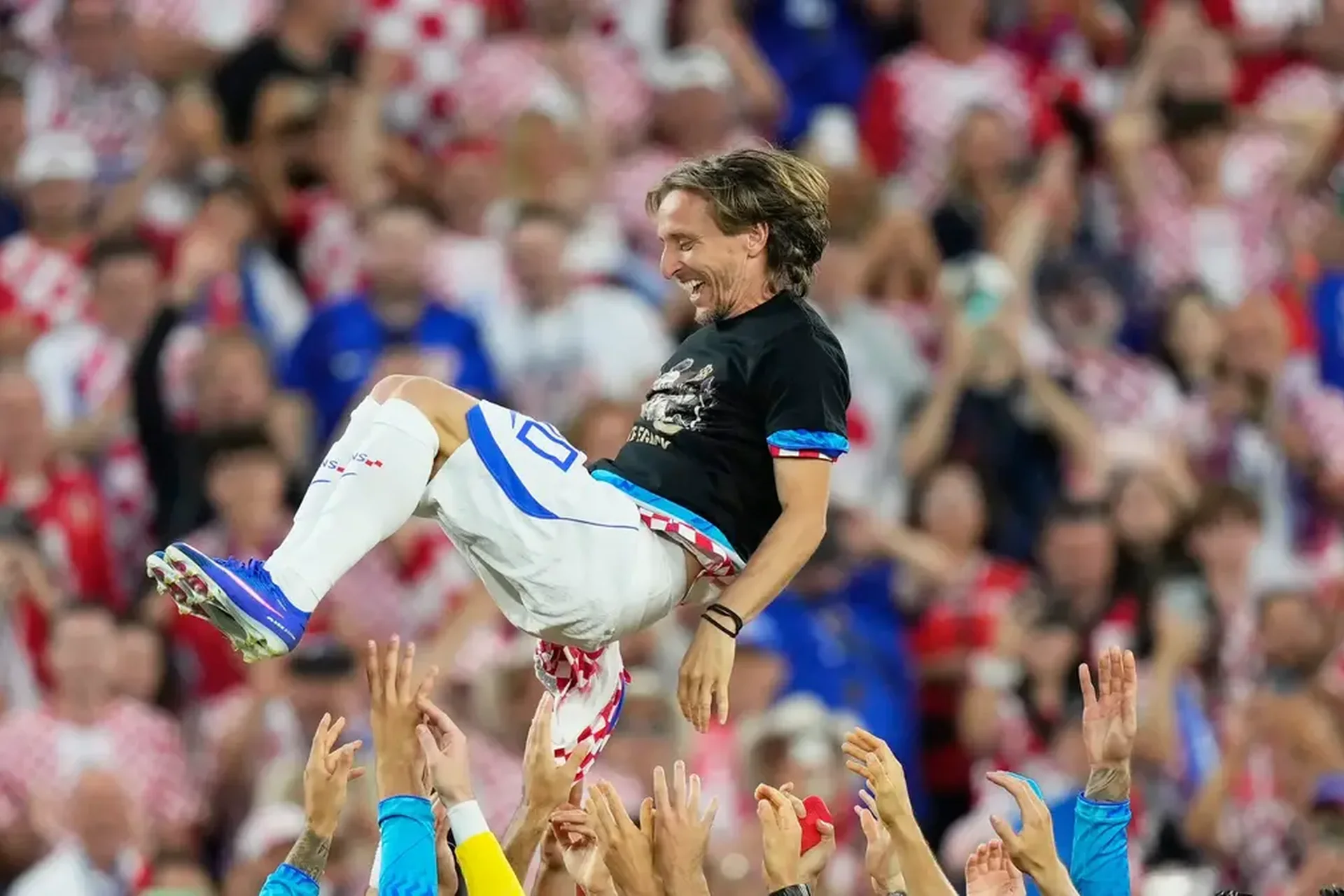 Première victoire pour la Croatie au Mondial, le jour de fête de Modrić