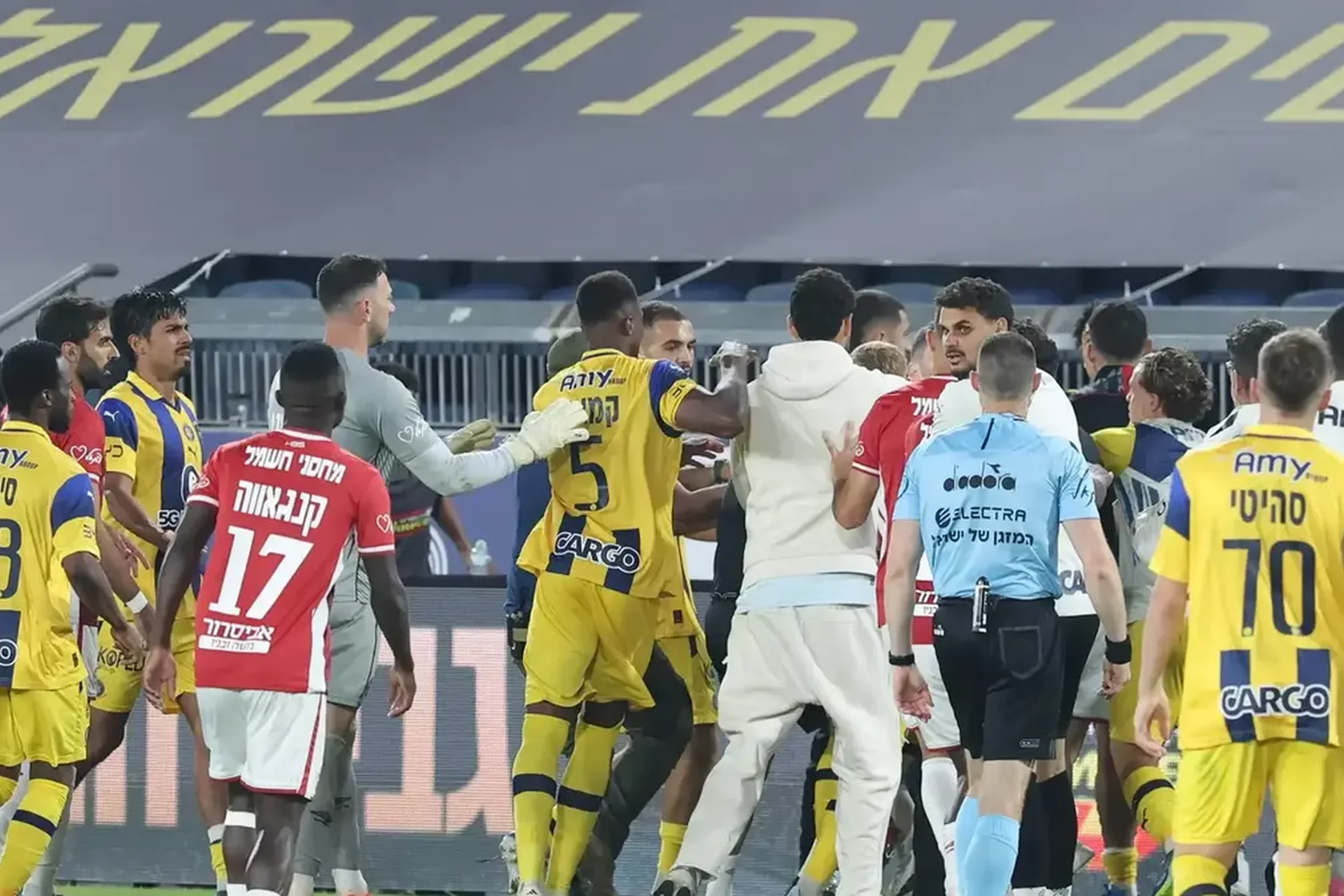Loin d'un accord : de grands écarts avec le Maccabi Tel-Aviv, aucune avancée avec le Hapoël Beer-Sheva