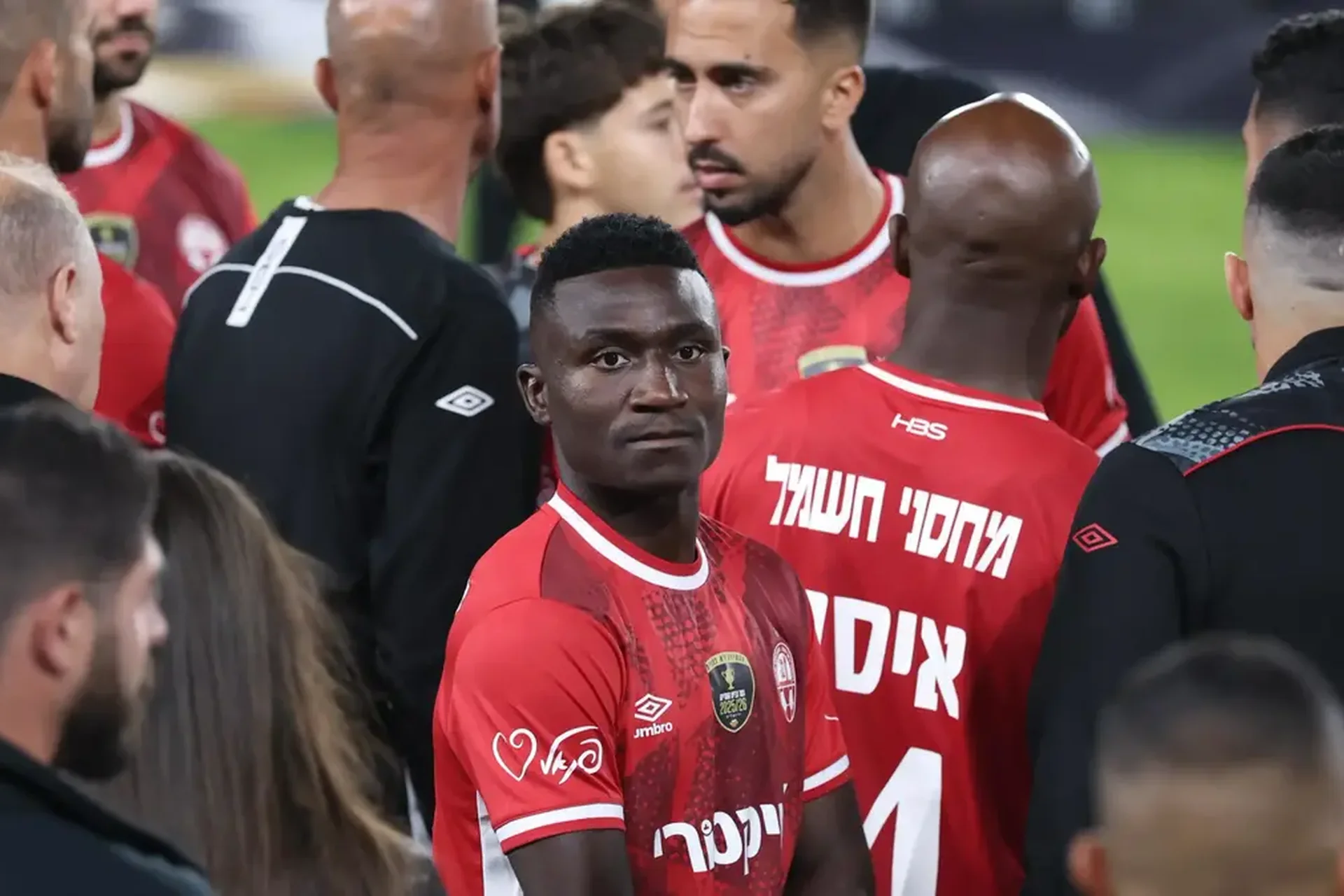 Kings Kangwa rejoint le camp demain : ses agents cherchent une offre à la hauteur