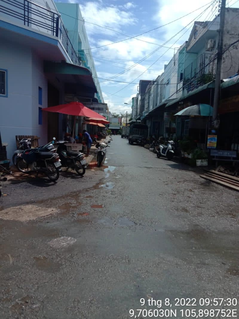 CHT04 Đường hai bên nhà lồng chợ từToàn tuyến - Ảnh 1