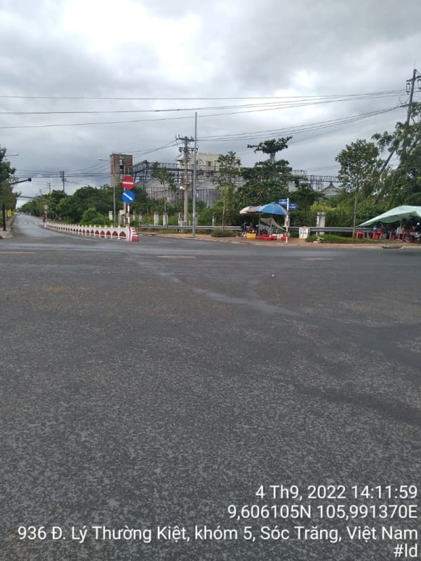 ST109	Đường dân sinh cặp chân cầu qua sông Masperro (đoạn từ đường Đồng Khởi đến đường Lê Duẩn) - Ảnh 3
