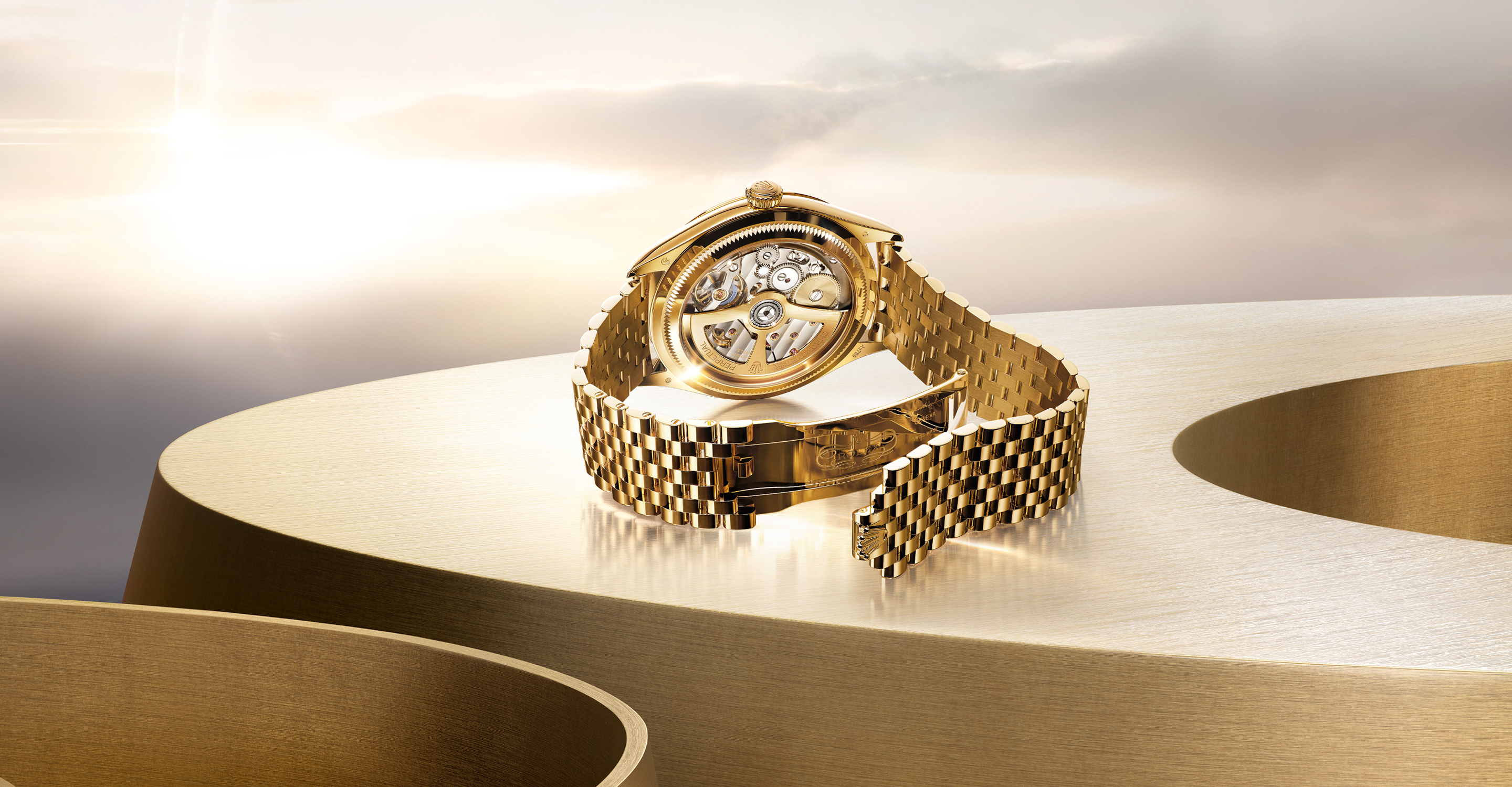 rolex-new-watches-2025-perpetual-1908-ambiance