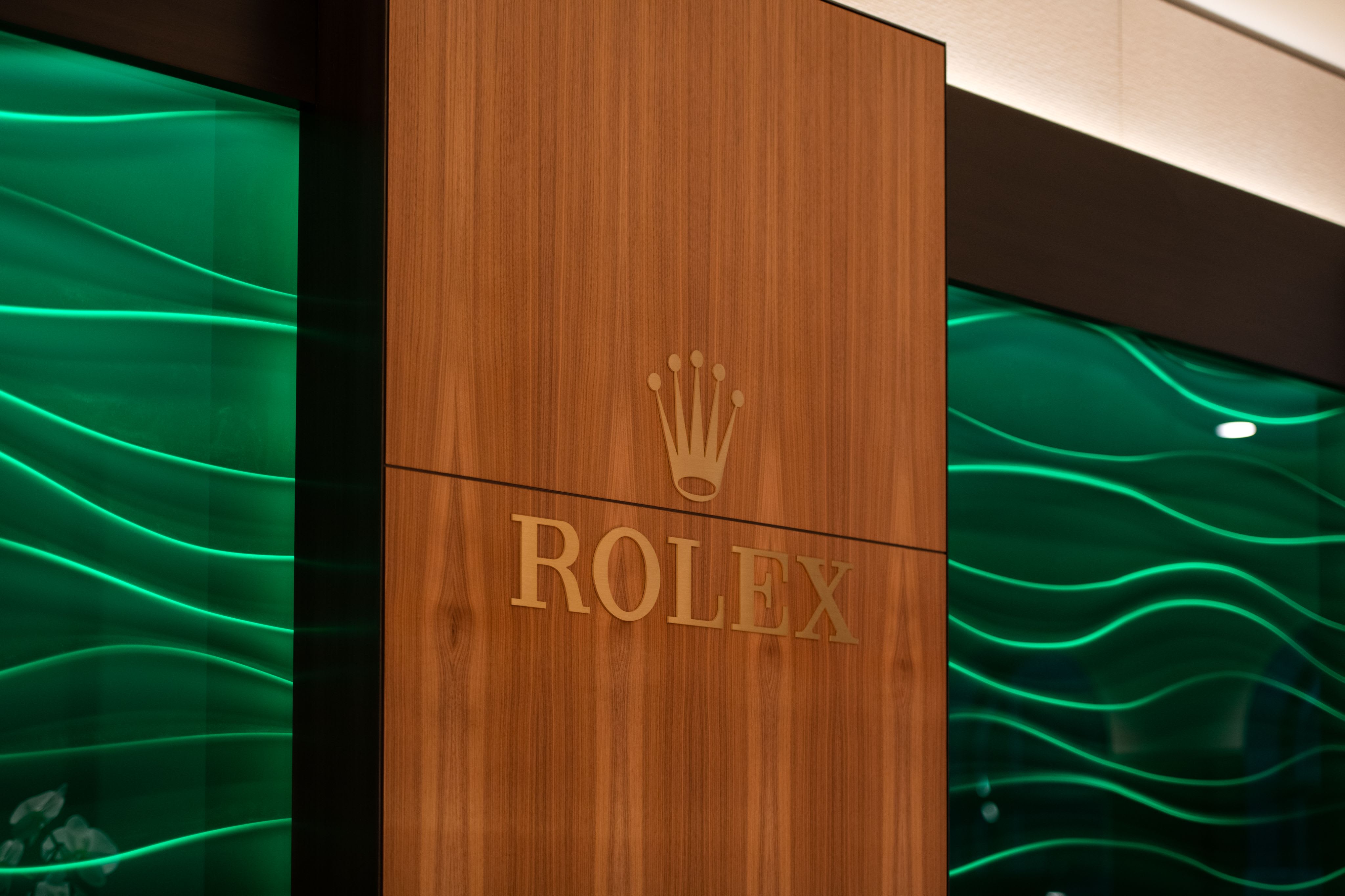 discover our luxury rolex showroom - Montecristo Jewellers discover our luxury rolex showroom - Montecristo Jewellers