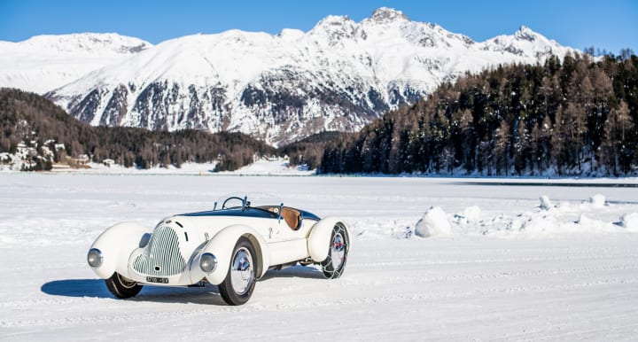 This Alfa 6C Aprile is a semifreddo torpedo in a tuxedo