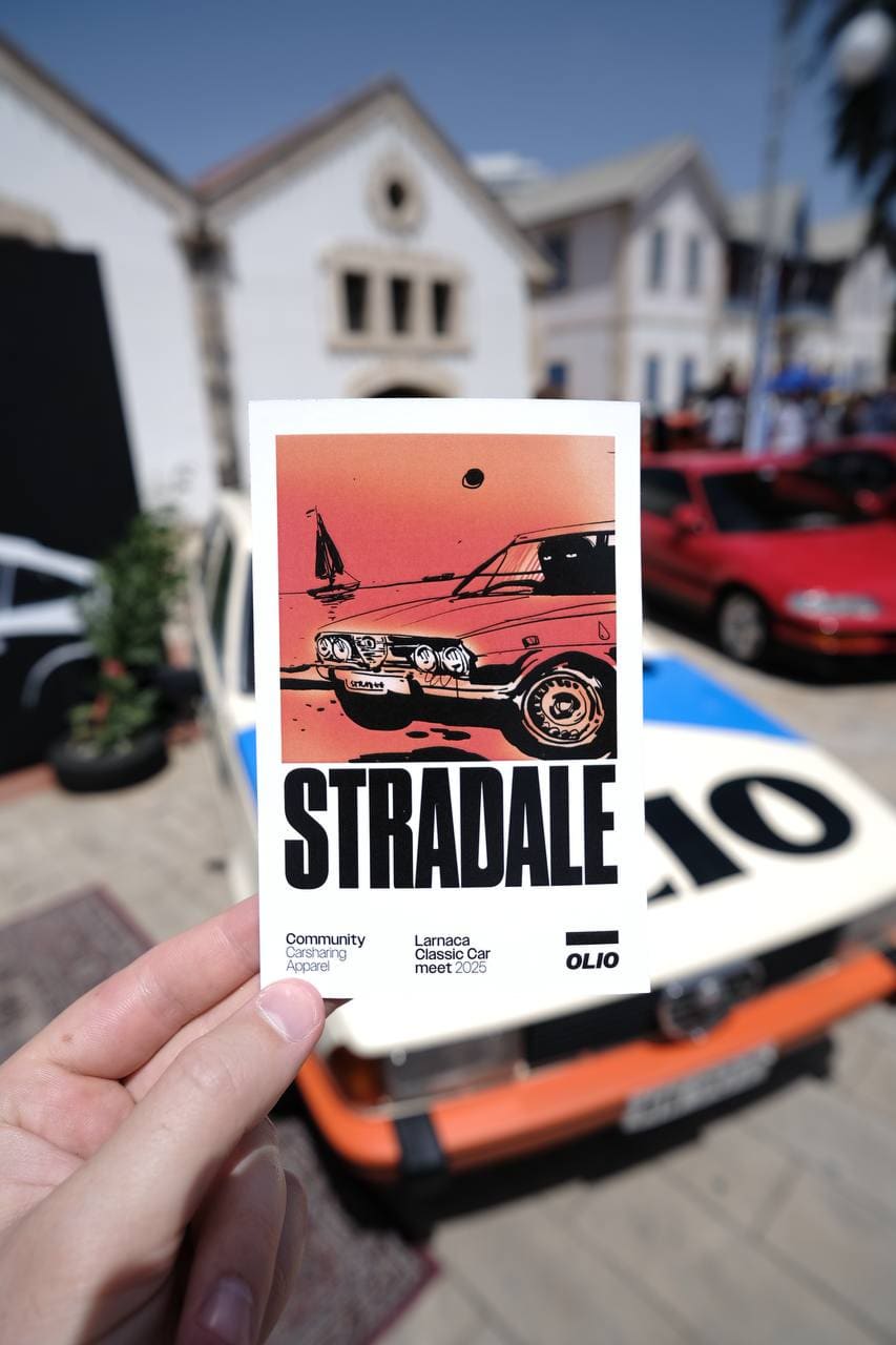 Classic car show in Larnaca - Photo 1
