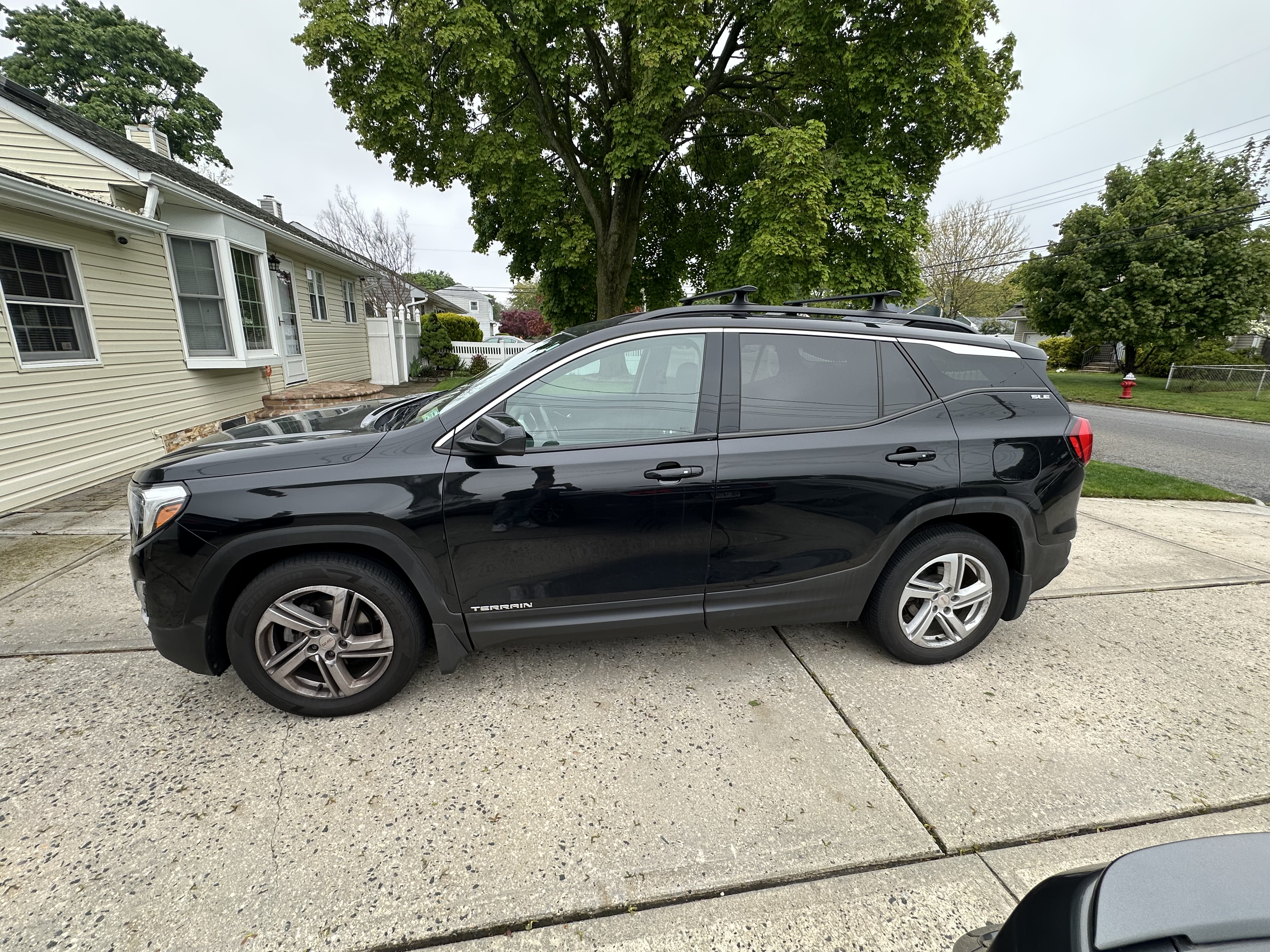 Vehicle photo 6