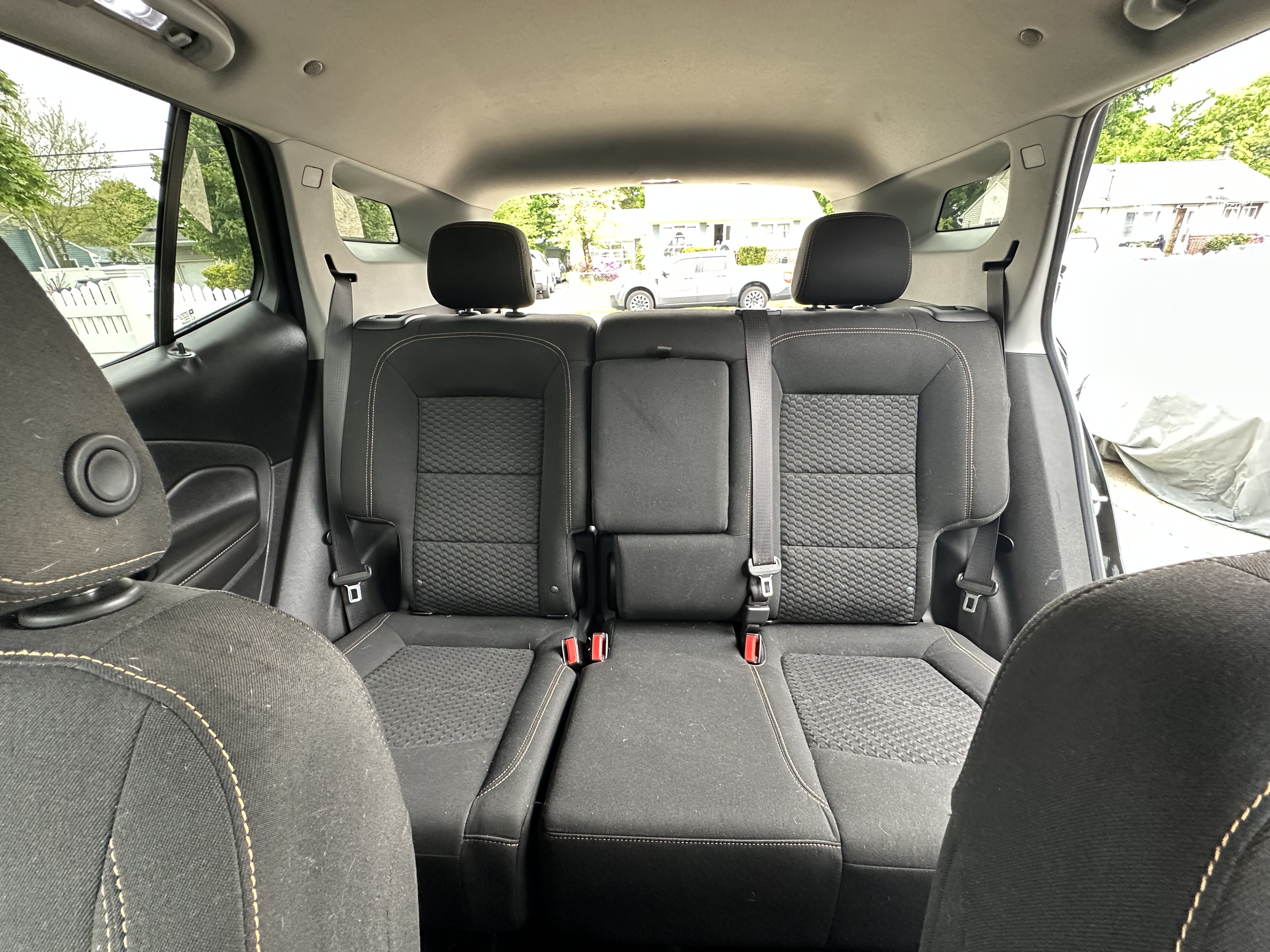 Vehicle photo 17