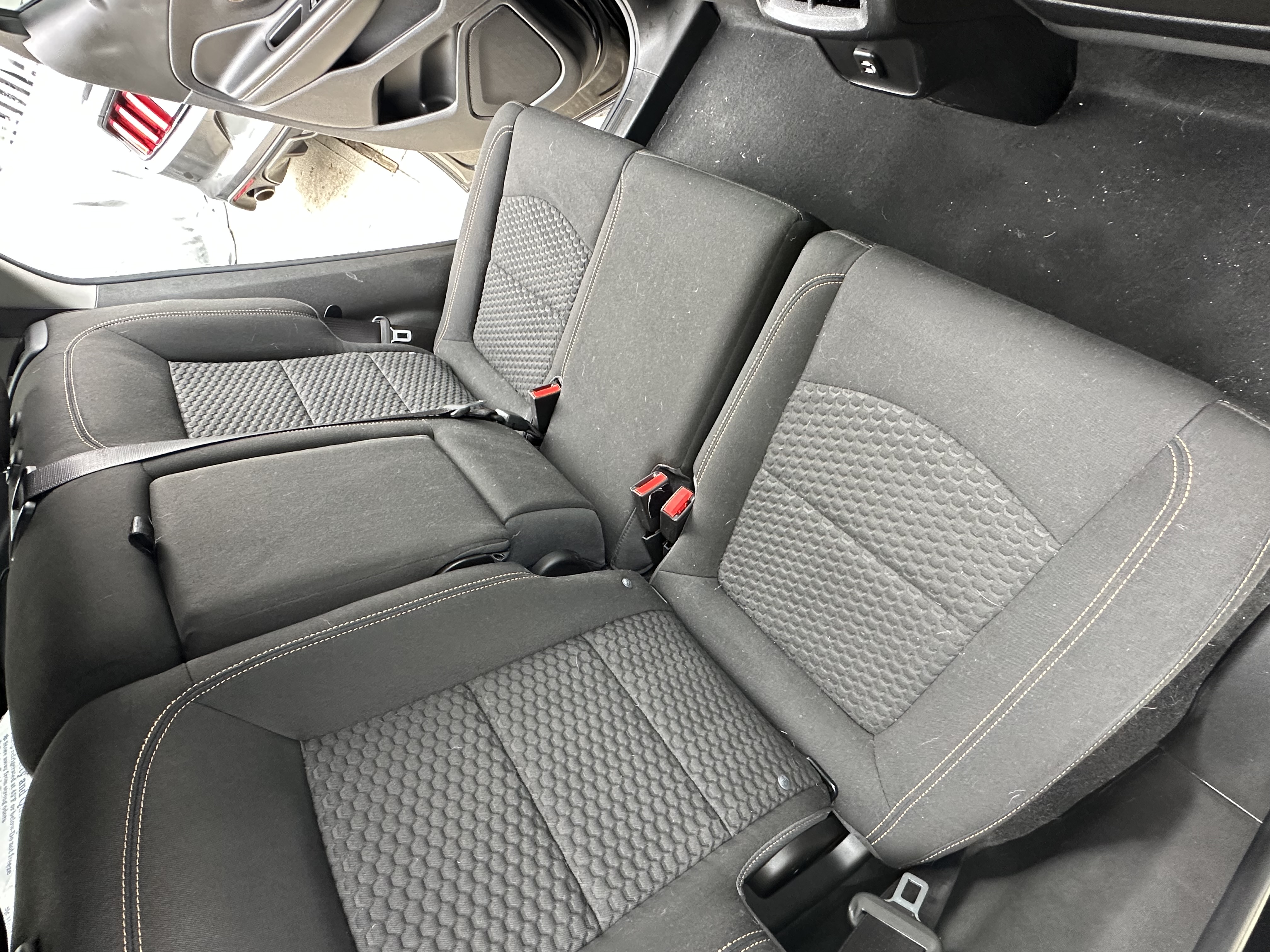 Vehicle photo 20