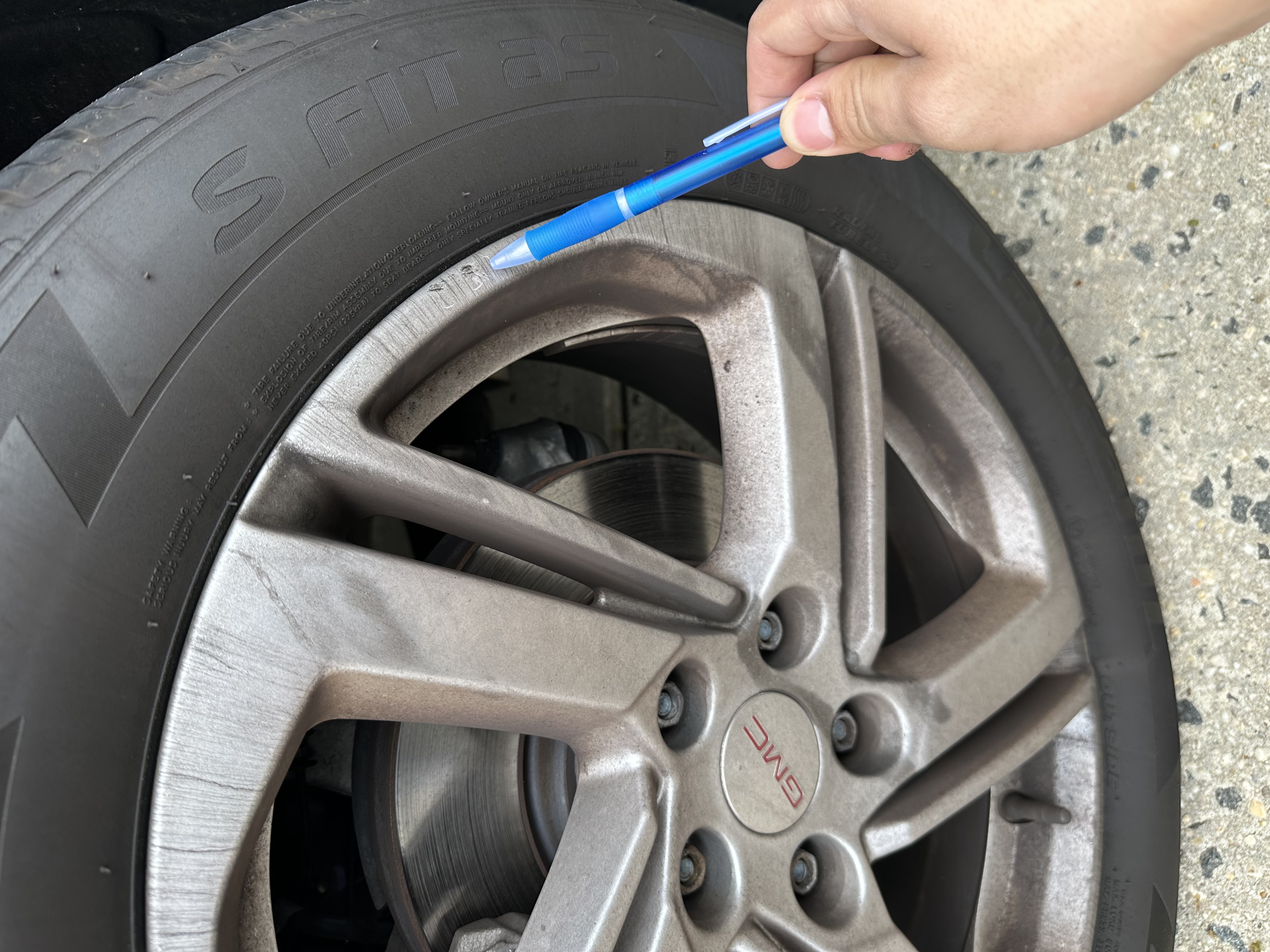 Vehicle photo 41