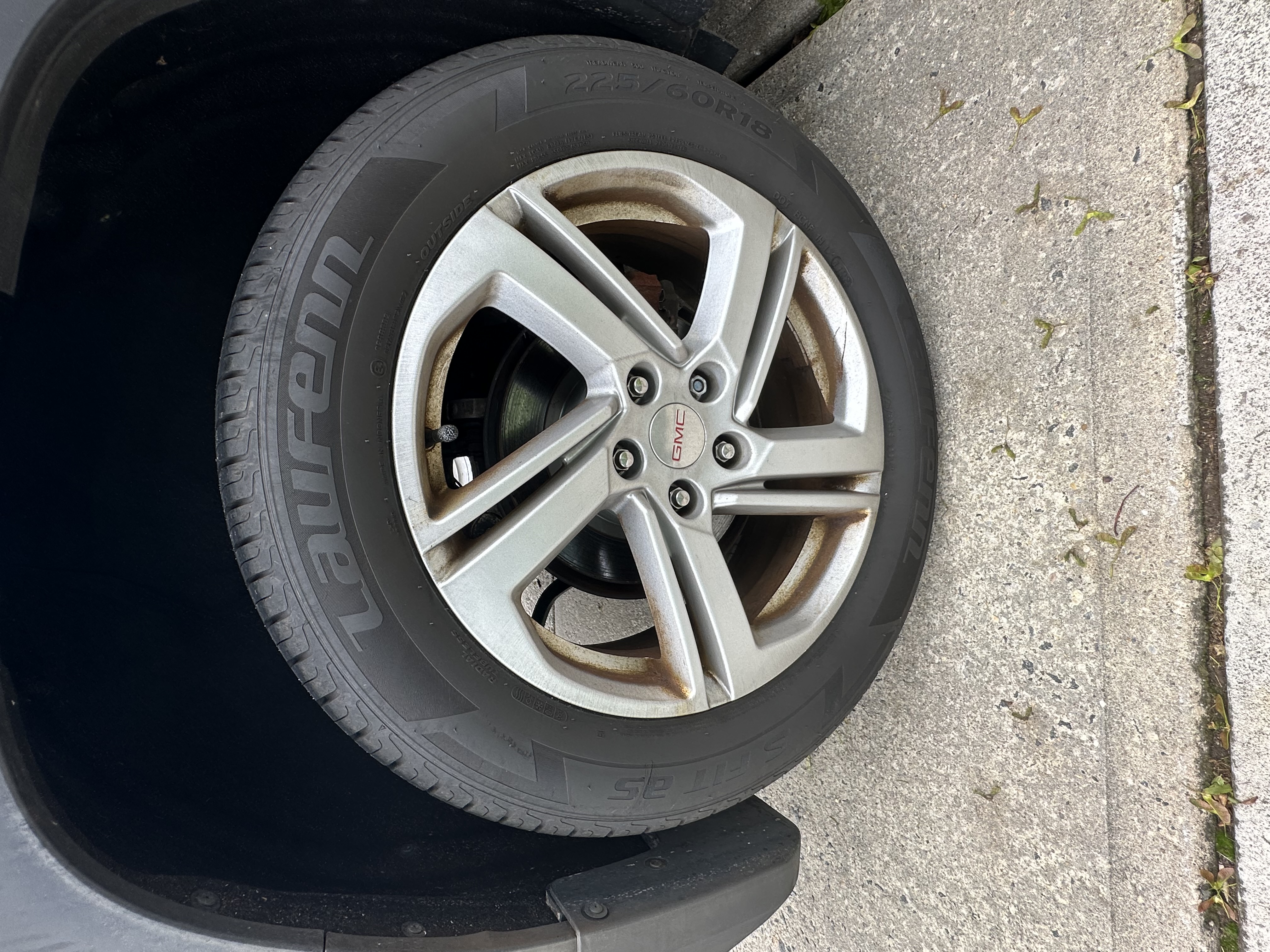 Vehicle photo 42
