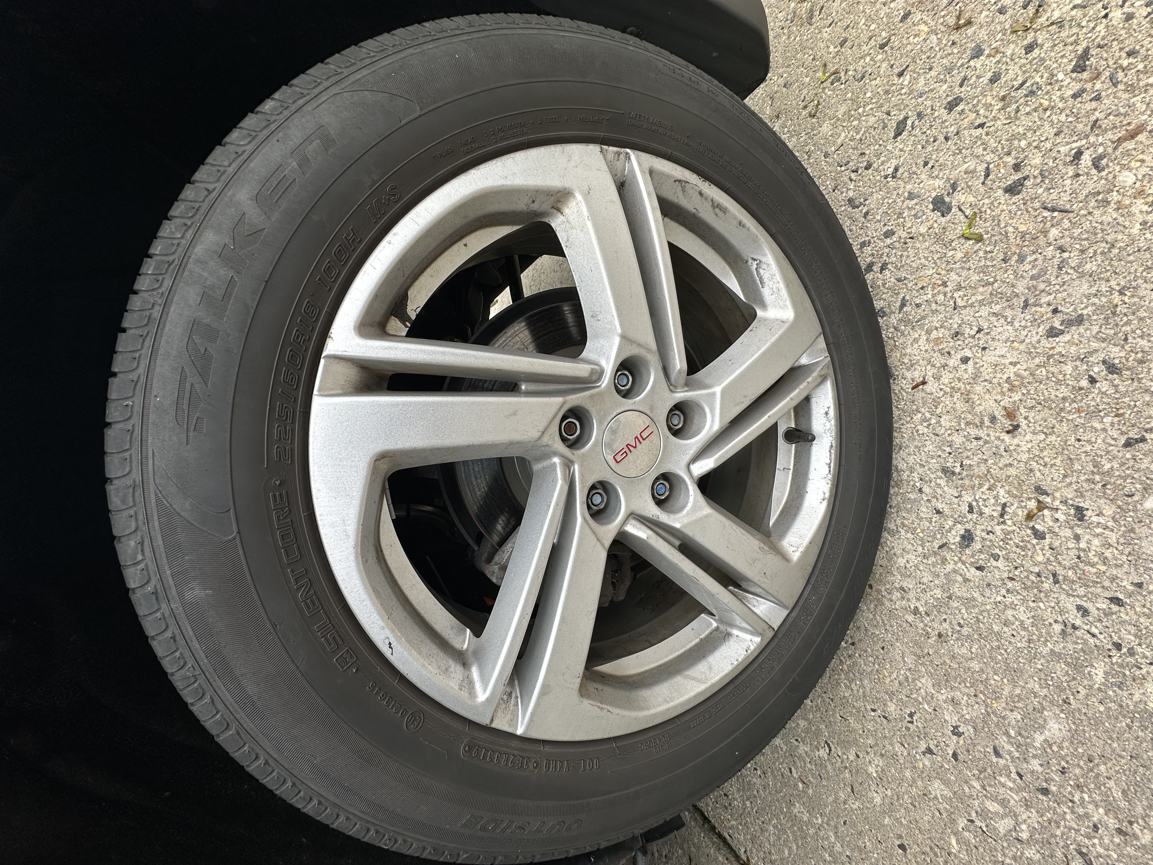 Vehicle photo 46