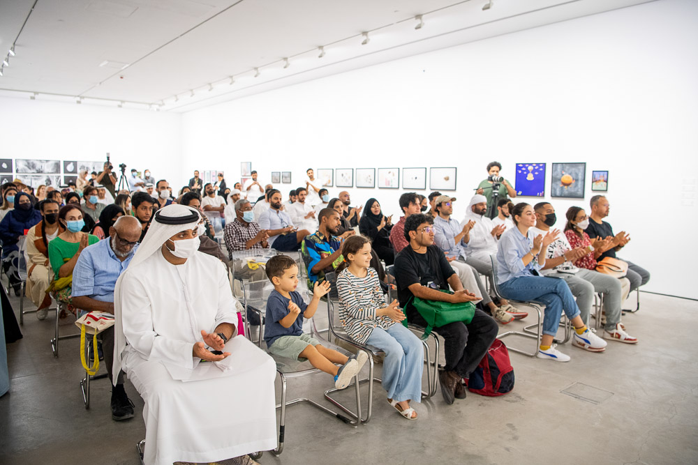 vantange point exhibition photo