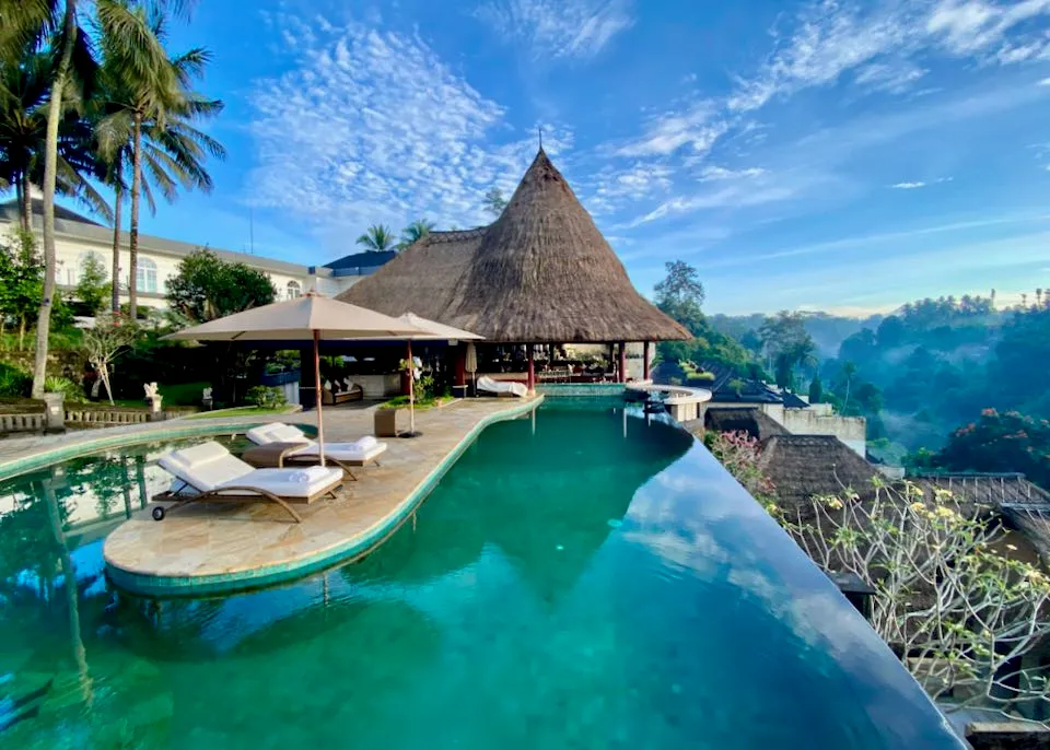 Next Parcel: 15 High-End Villas (August 2025)